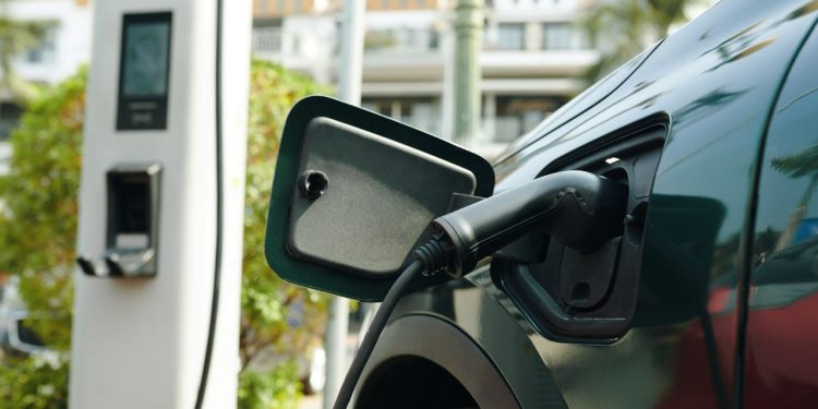 Mobil Listrik Terjangkau Dengan Fitur Canggih Terbaru